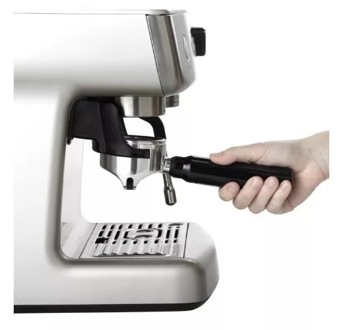 Cafetera Espresso Oster 1.600W