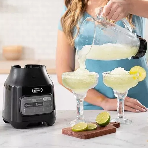 Licuadora Oster Con Reversible de 800w.