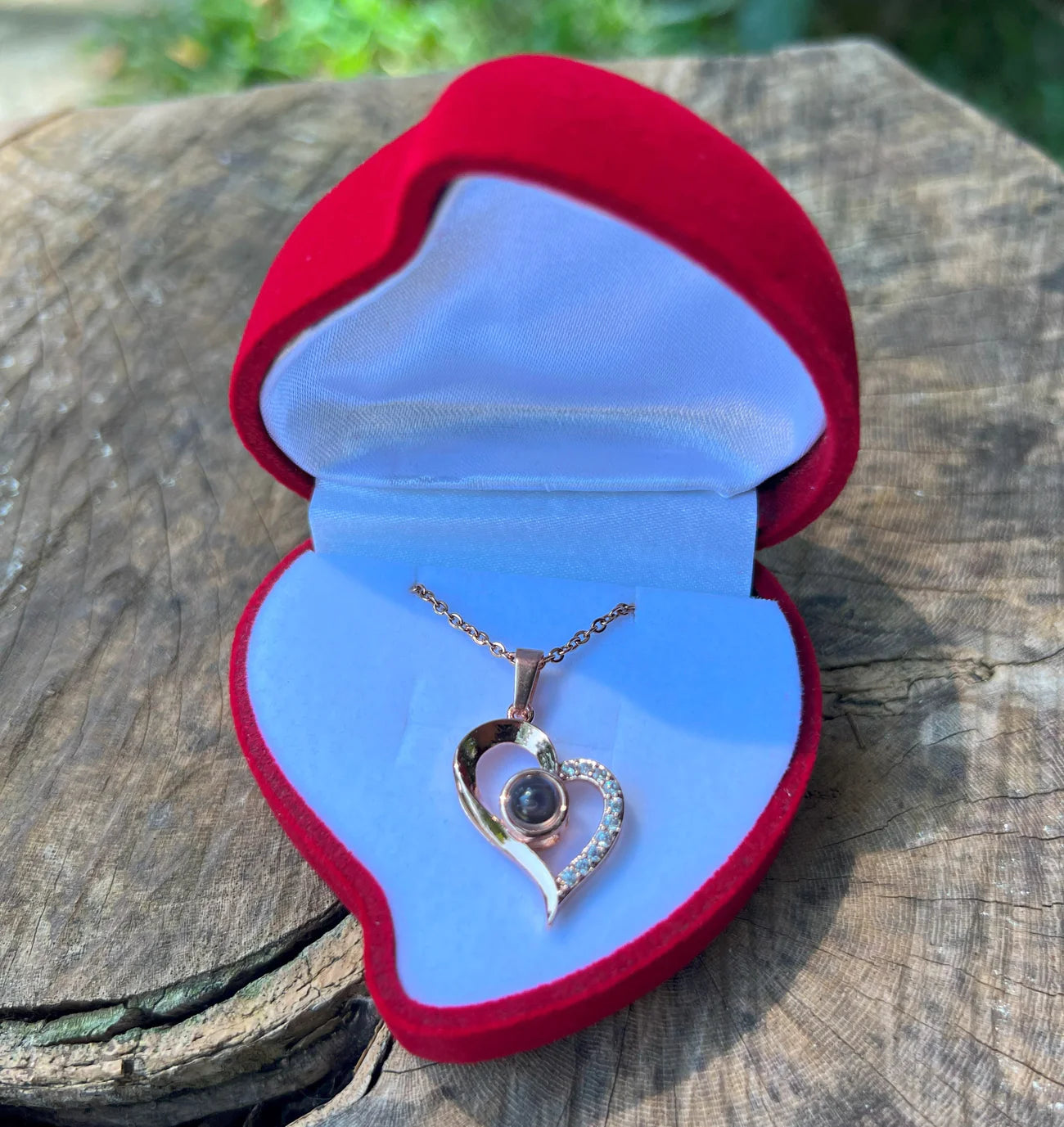 💎 Collar de Proyección "Te Amo" en 100 Idiomas con estuche de lujo 💖