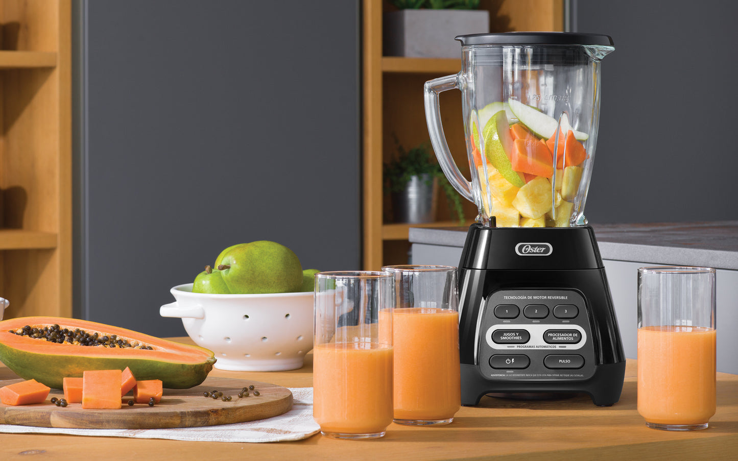 LICUADORA OSTER REVERSIBLE 700W